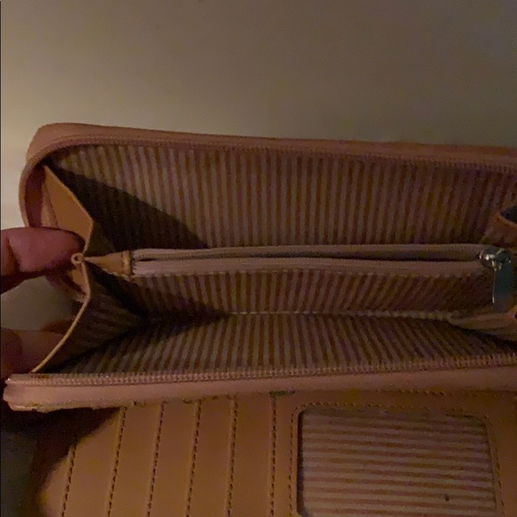 Wallet - Picture 3 of 7